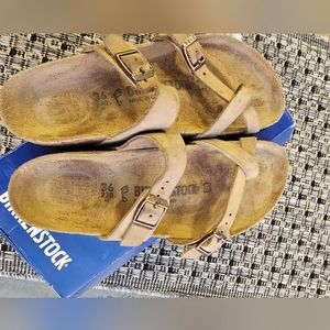 Birkenstocks Mayari